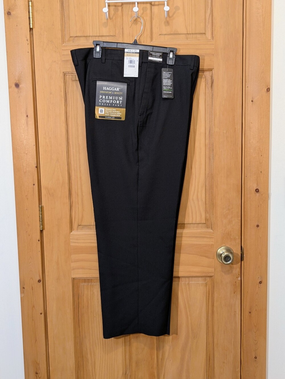 Haggar Dress Pants Premium Comfort Classic Fit Trousers Black 44x29 Casual NWT